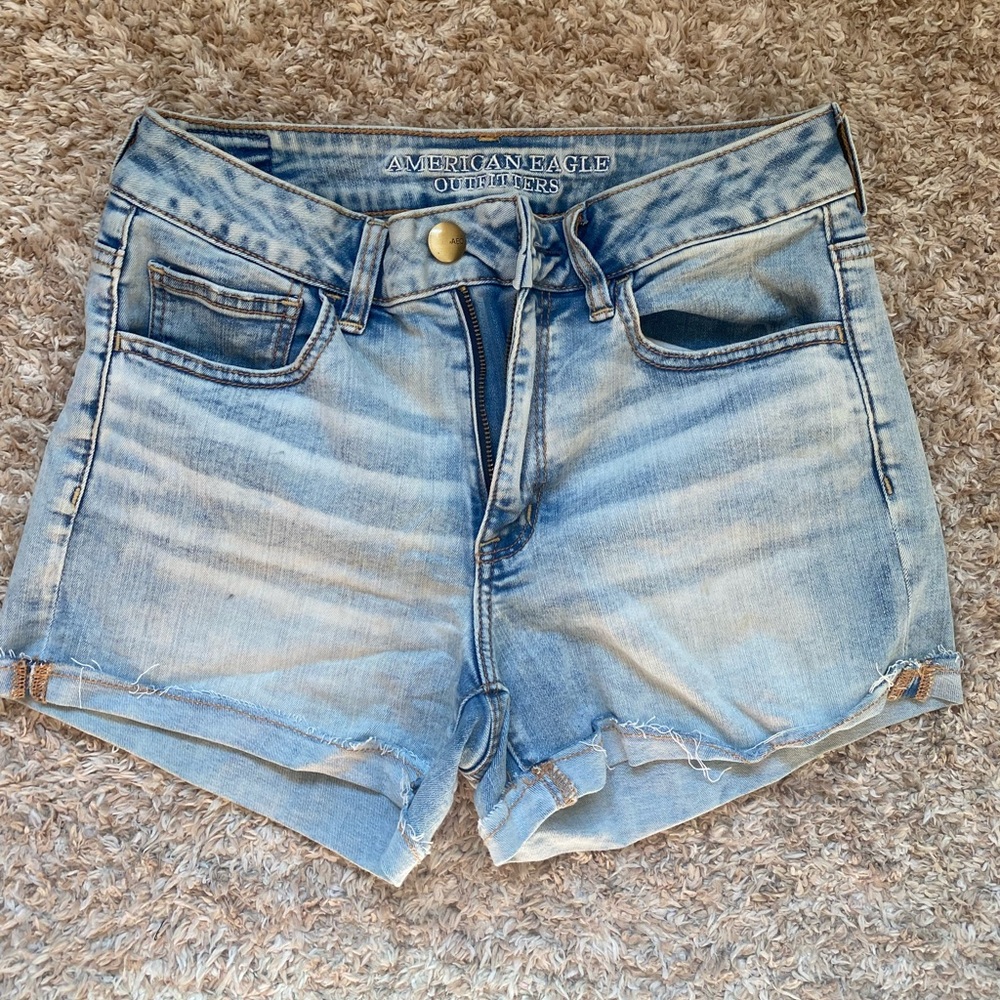 American Eagle hi-rise shorts
